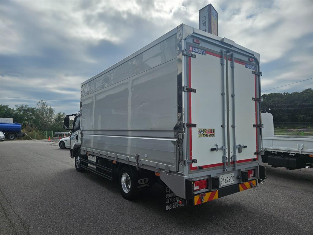 타타대우 더쎈 3.5톤 윙바디 3