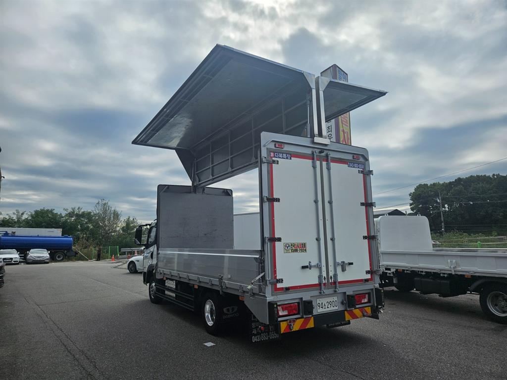 타타대우 더쎈 3.5톤 윙바디 7