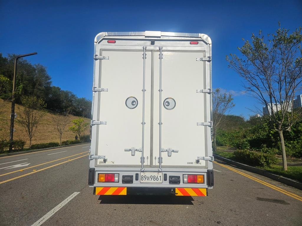 현대 메가트럭 단바리 윙바디 4.5톤 수동 4