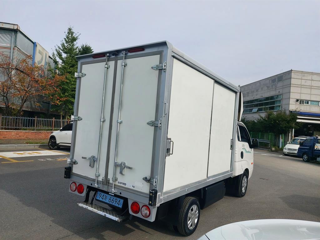 기아 봉고3 1톤 표준탑 전기 4