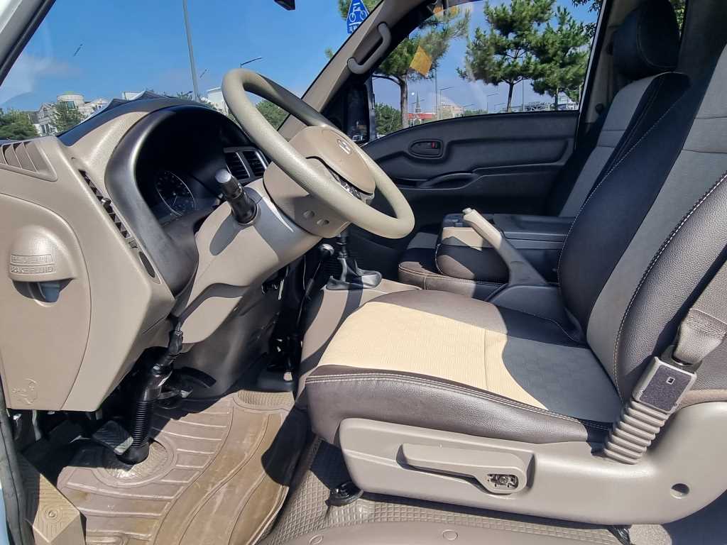 현대 포터2 1톤 카고 LPG 7