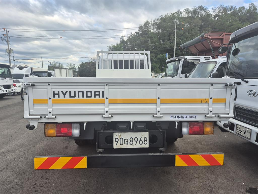 현대 메가트럭 단바리 카고 5톤 수동 7