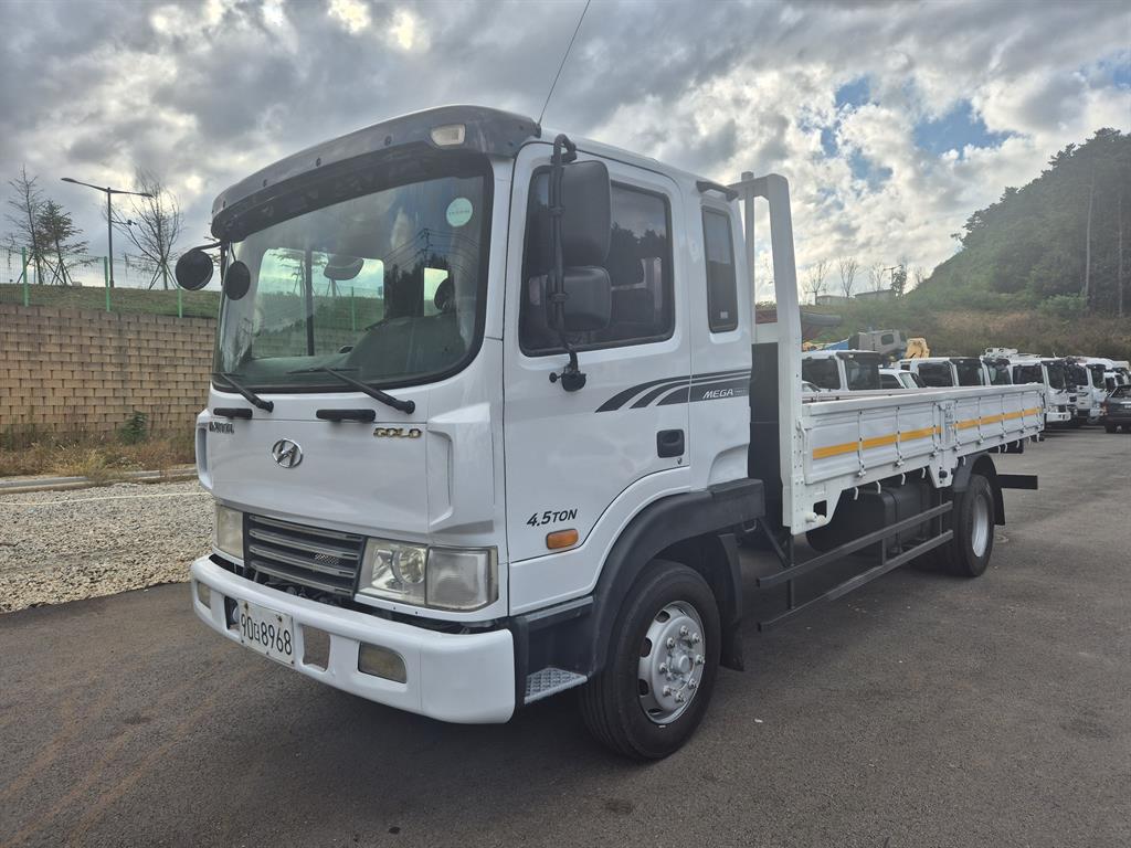 현대 메가트럭 단바리 카고 5톤 수동 0