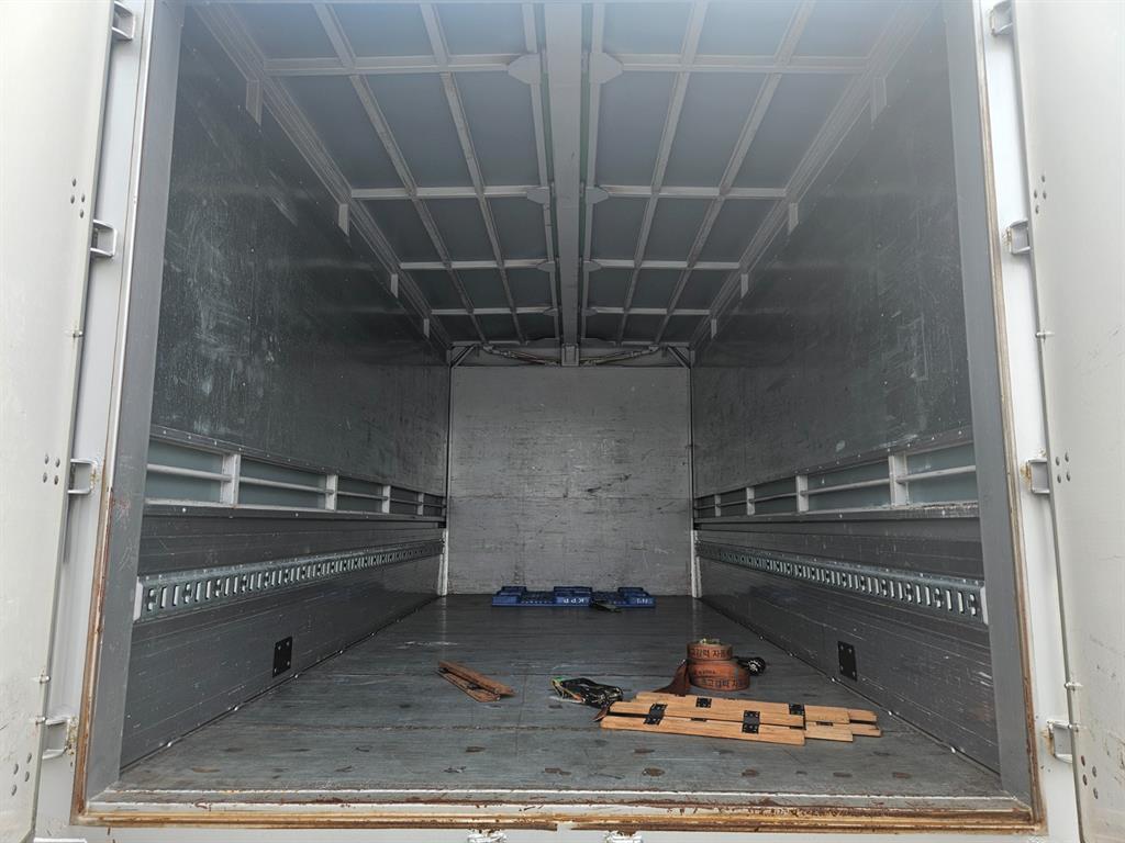 타타대우 더쎈 3.5톤 윙바디 6