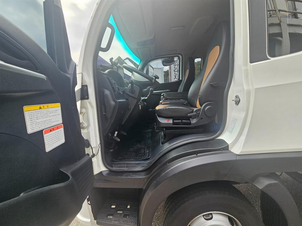 타타대우 더쎈 3.5톤 윙바디 13