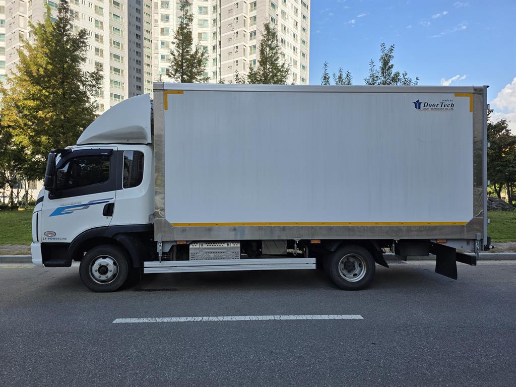 타타대우 더쎈 3.5톤 냉동탑 8