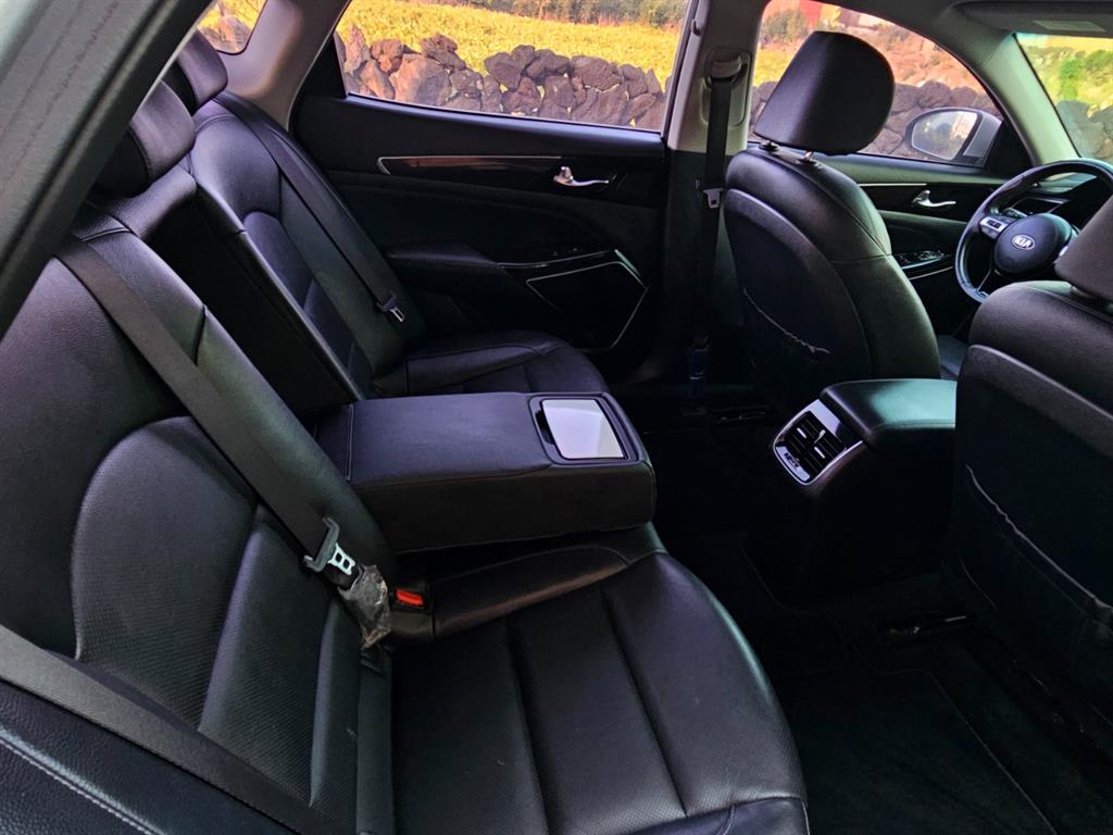 Kia K7 3.0 LPI Luxury 7