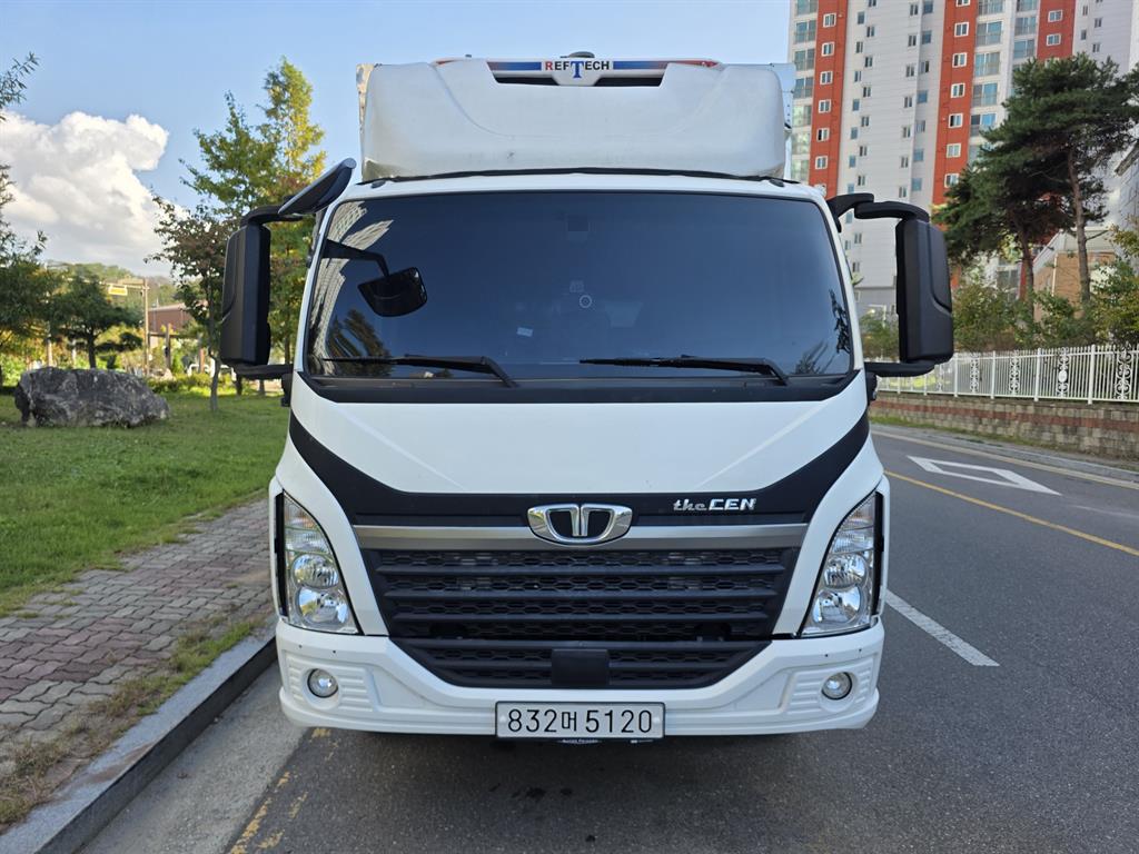 타타대우 더쎈 3.5톤 냉동탑 1