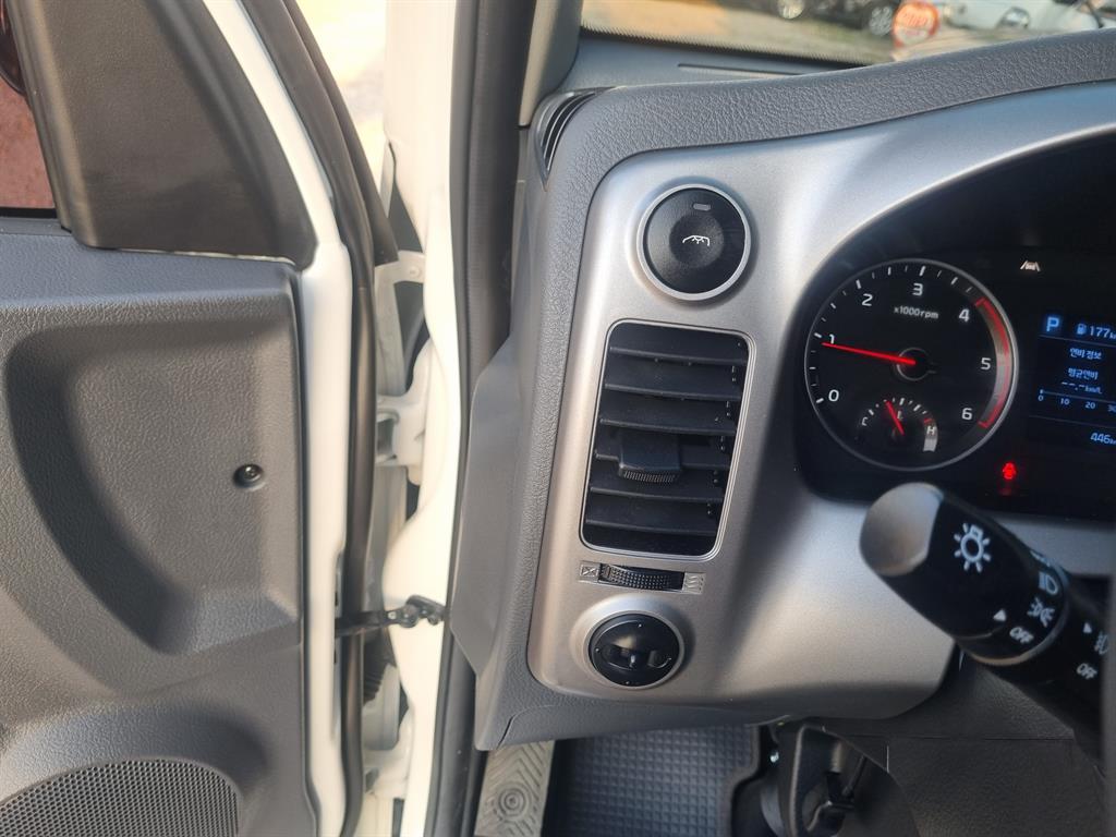 기아 봉고3 1톤 저상탑 LPG 8