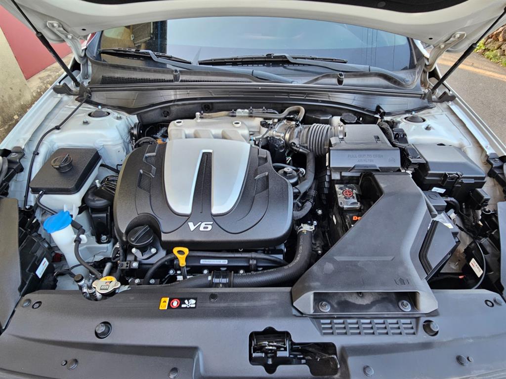 Kia K7 3.0 LPI Luxury 8