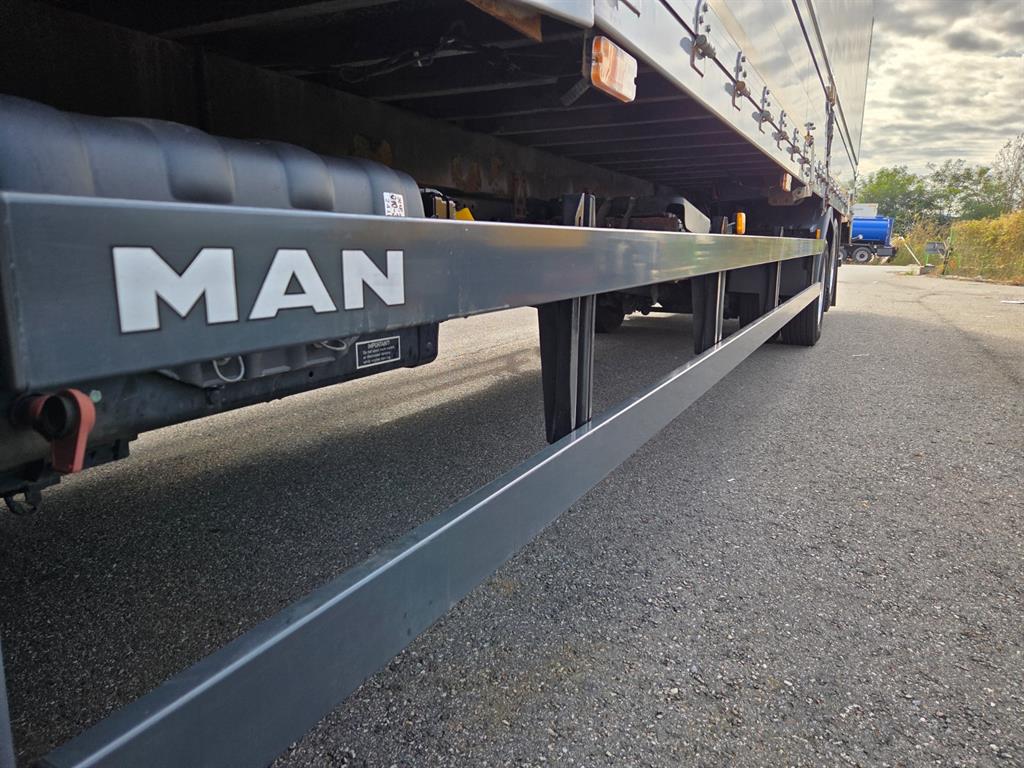 만 TGM 320 윙바디 12톤 오토 리타더 11