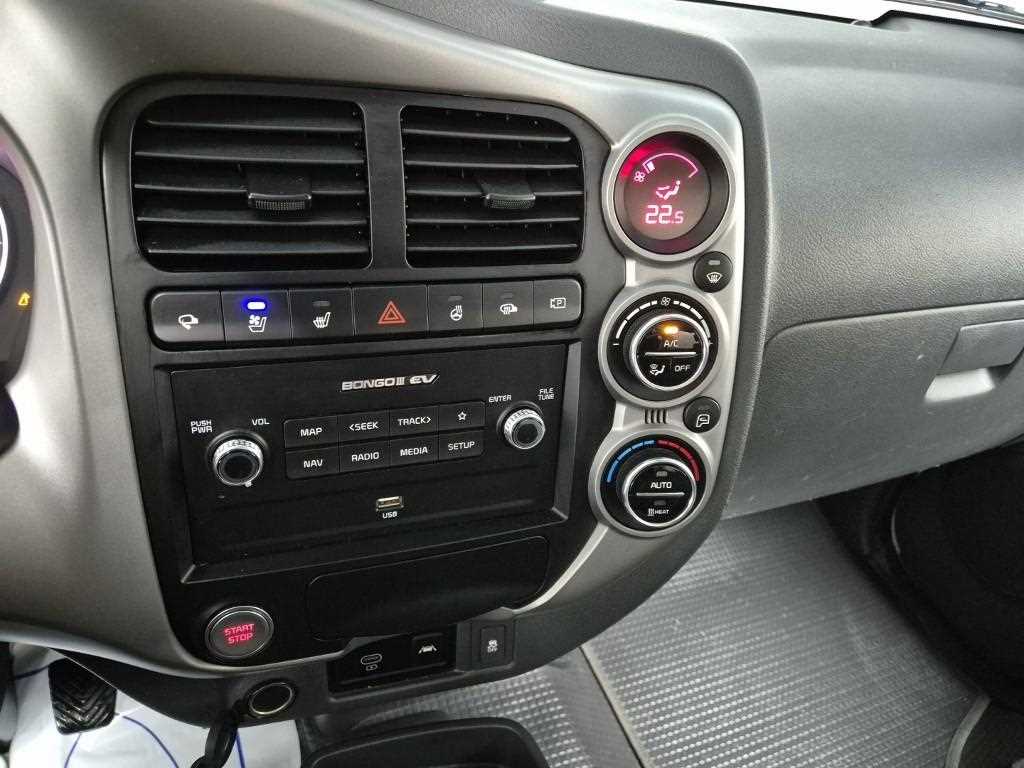 기아 봉고3 1톤 저상탑 전기 13