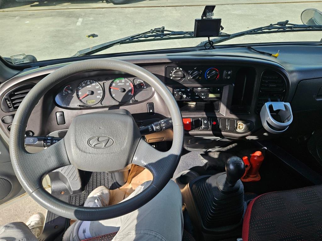 현대 마이티큐티 2.5톤 표준탑 10