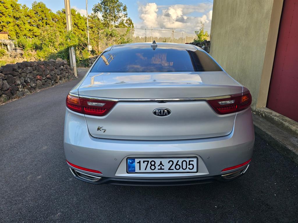 Kia K7 3.0 LPI Luxury 5