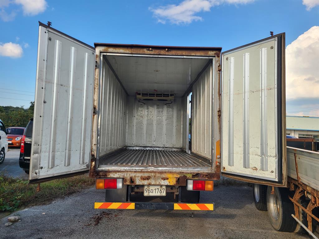 현대 이마이티 2.5톤 냉동탑 6