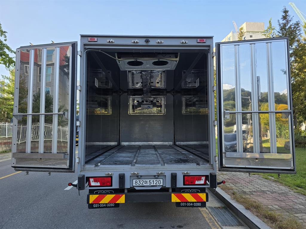 타타대우 더쎈 3.5톤 냉동탑 18