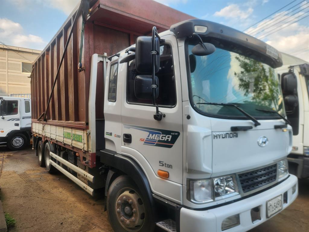 현대 메가트럭 집게차 5톤 수동 없음(순정) 2