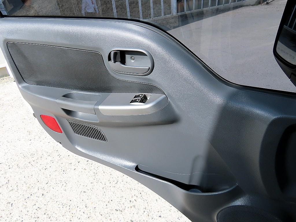 기아 봉고3 1톤 표준탑 LPG 11