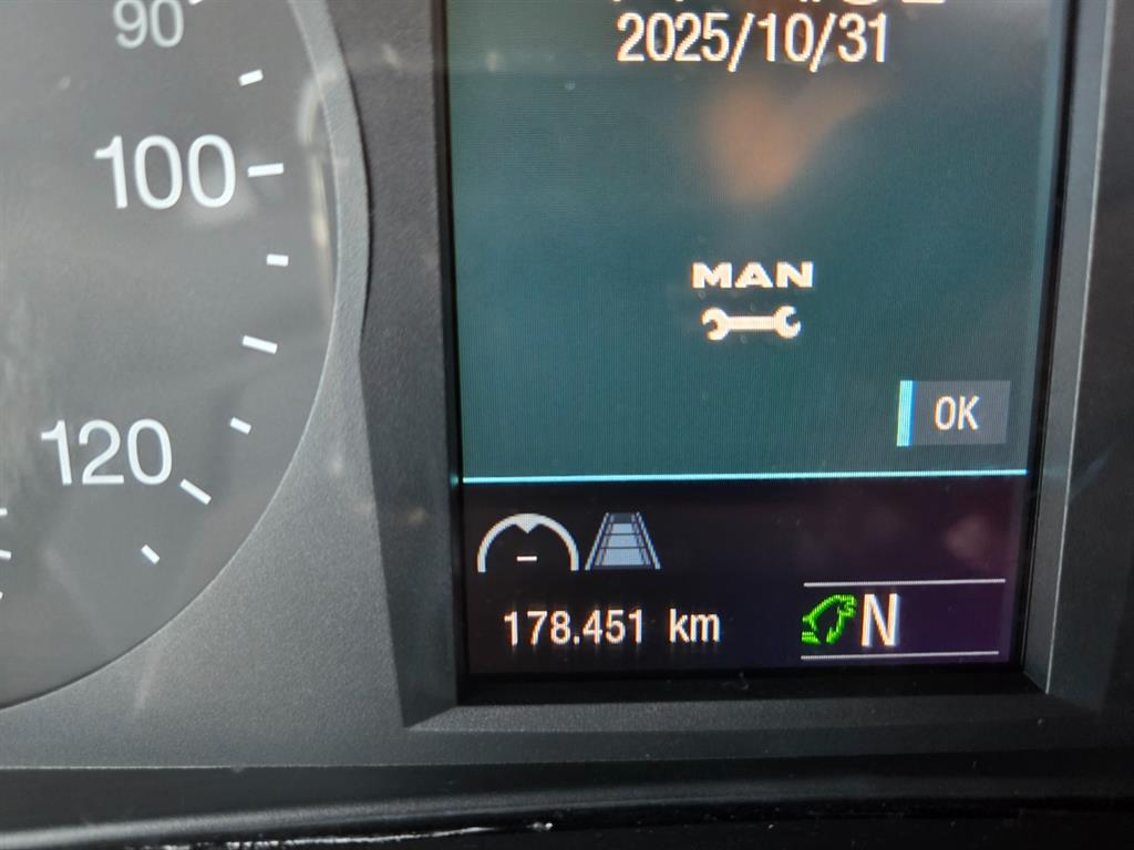 만 TGM 320 윙바디 12톤 오토 리타더 7