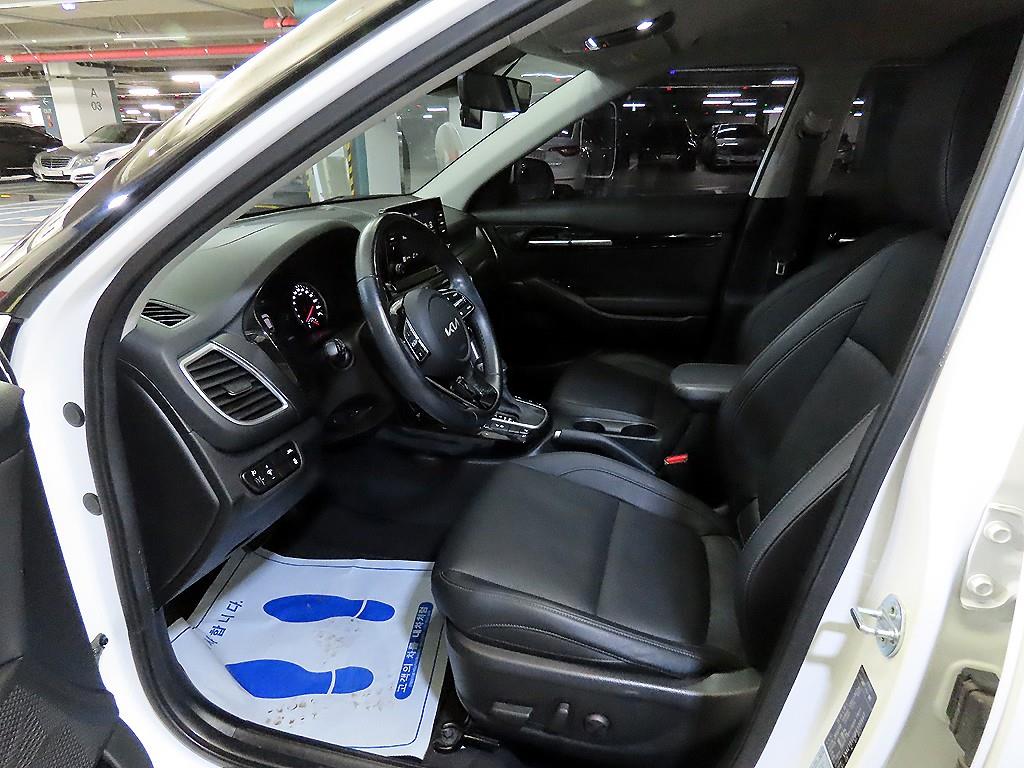 Kia Seltos Gasoline 1.6 Turbo 2WD Signature 7
