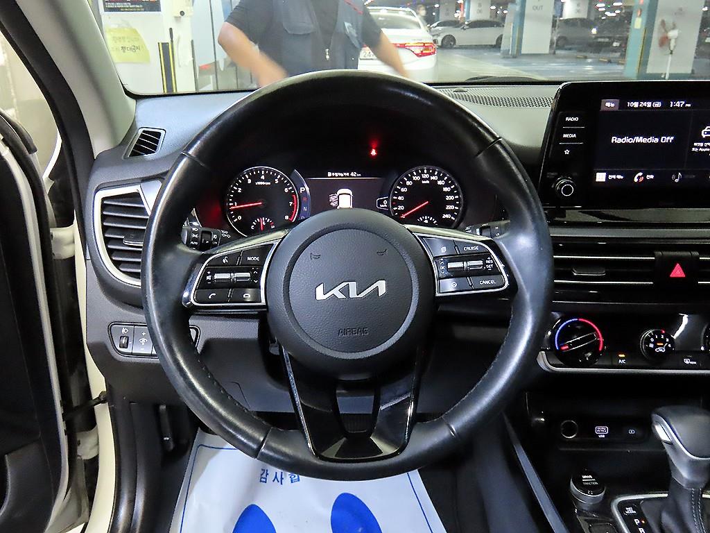 Kia Seltos Gasoline 1.6 Turbo 2WD Signature 9