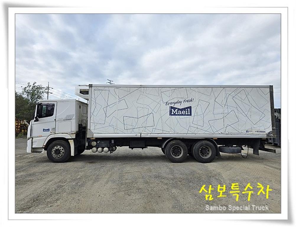 현대 엑시언트 냉동탑 11.5톤 수동 3