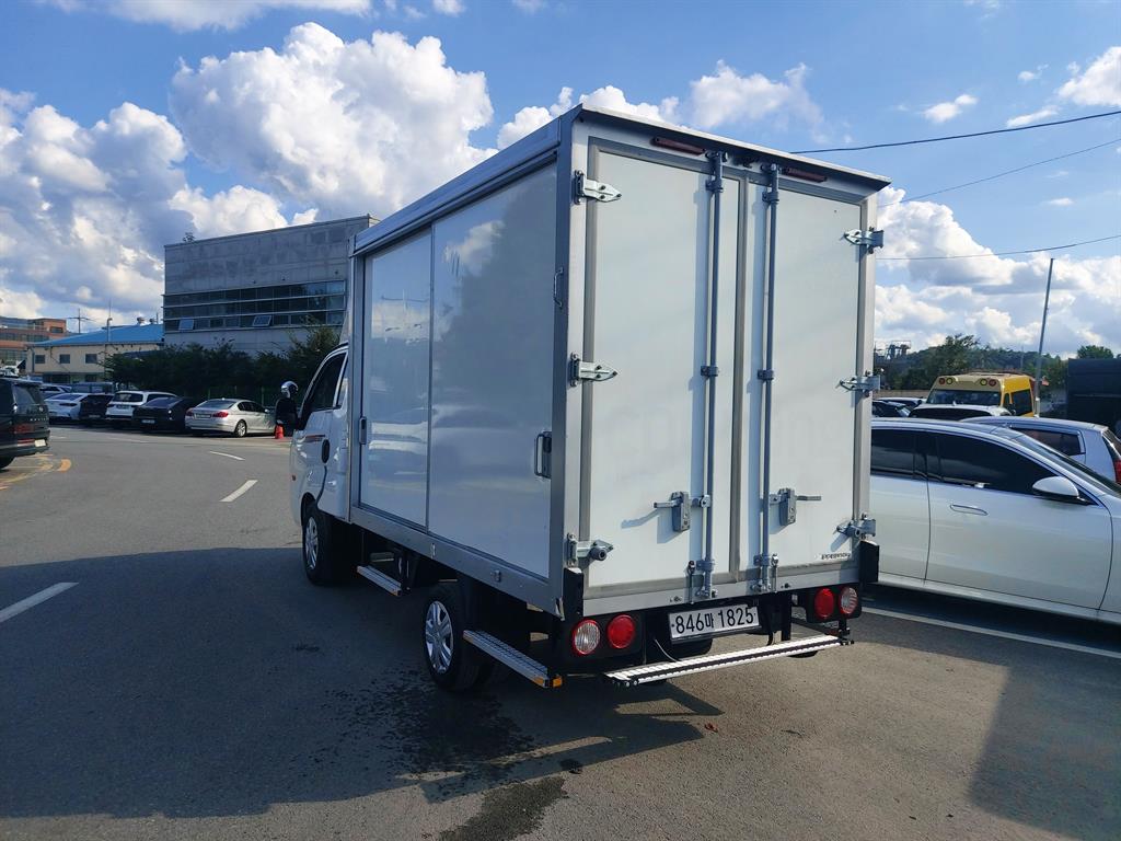 기아 봉고3 1톤 표준탑 4