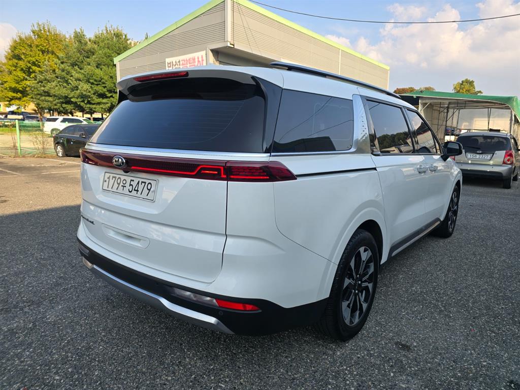 Kia Carnival Diesel Noblesse 6