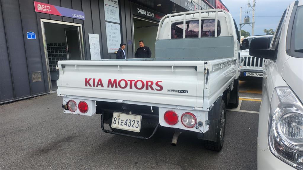 기아 봉고3 1톤 카고 3