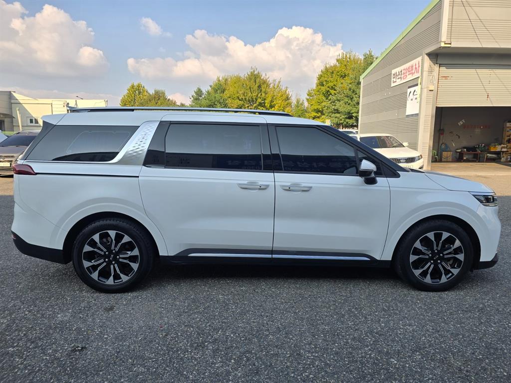 Kia Carnival Diesel Noblesse 5