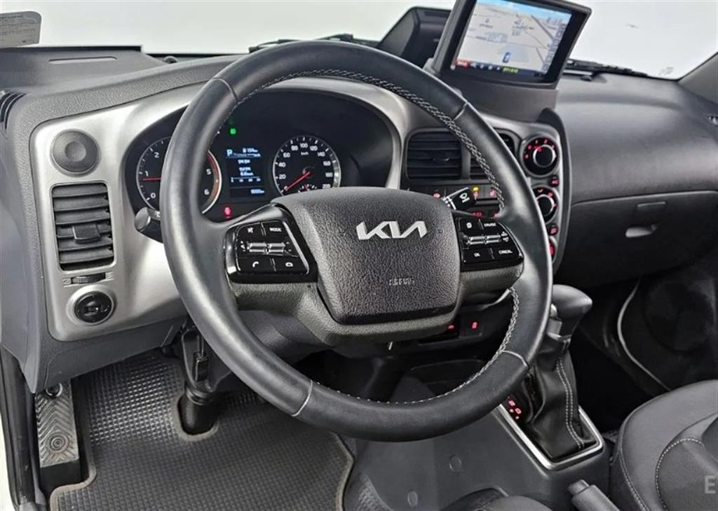 기아 봉고3 1톤 카고 LPG 11