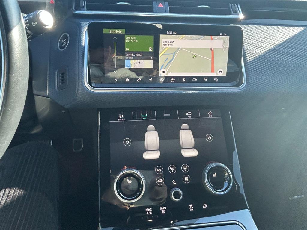 랜드로버]레인지로버 벨라 2.0 D240 R-다이나믹 SE