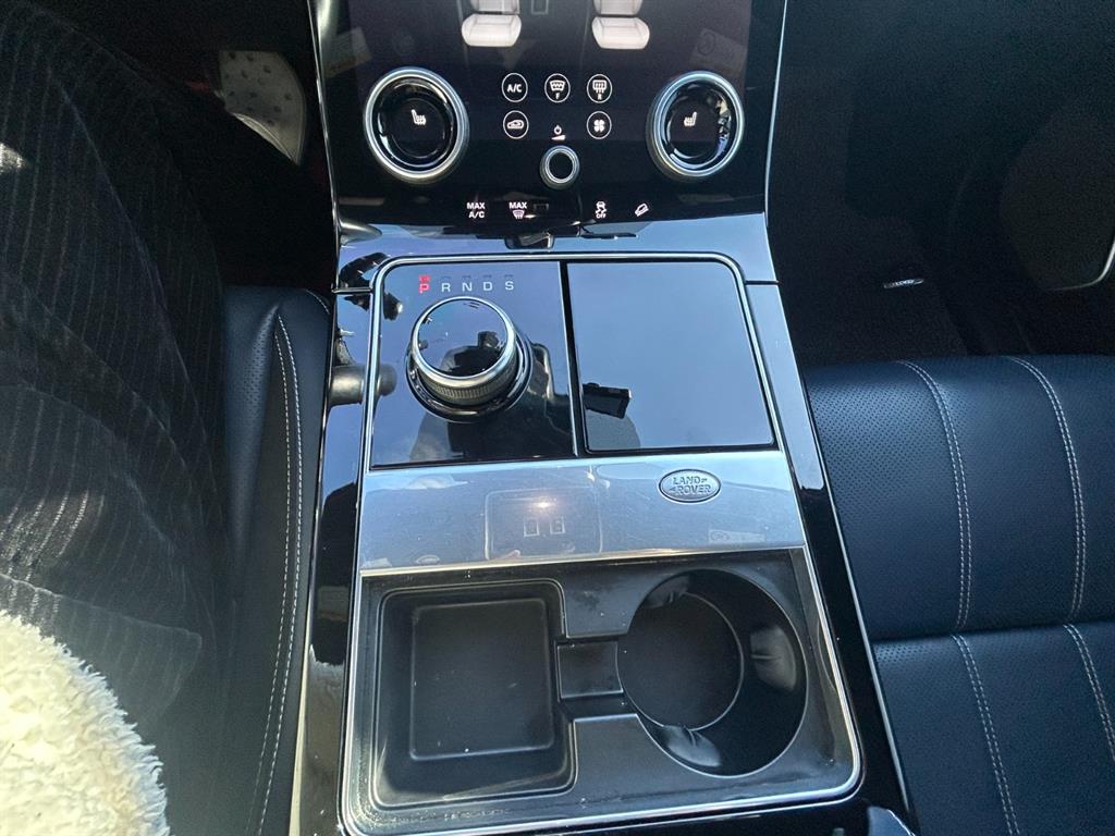 랜드로버]레인지로버 벨라 2.0 D240 R-다이나믹 SE