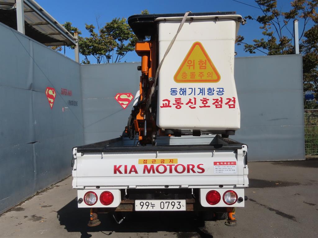 기아 고소작업차 동해기계항공 봉고3 1.2톤 4