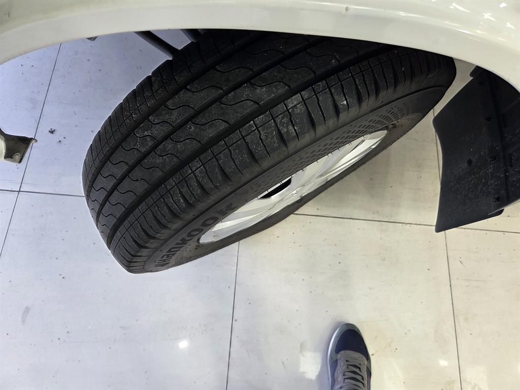 기아 봉고3 1톤 저상탑 전기 11