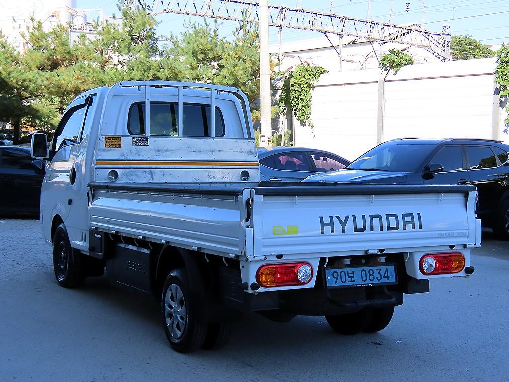 현대 포터2 1톤 카고 전기 2