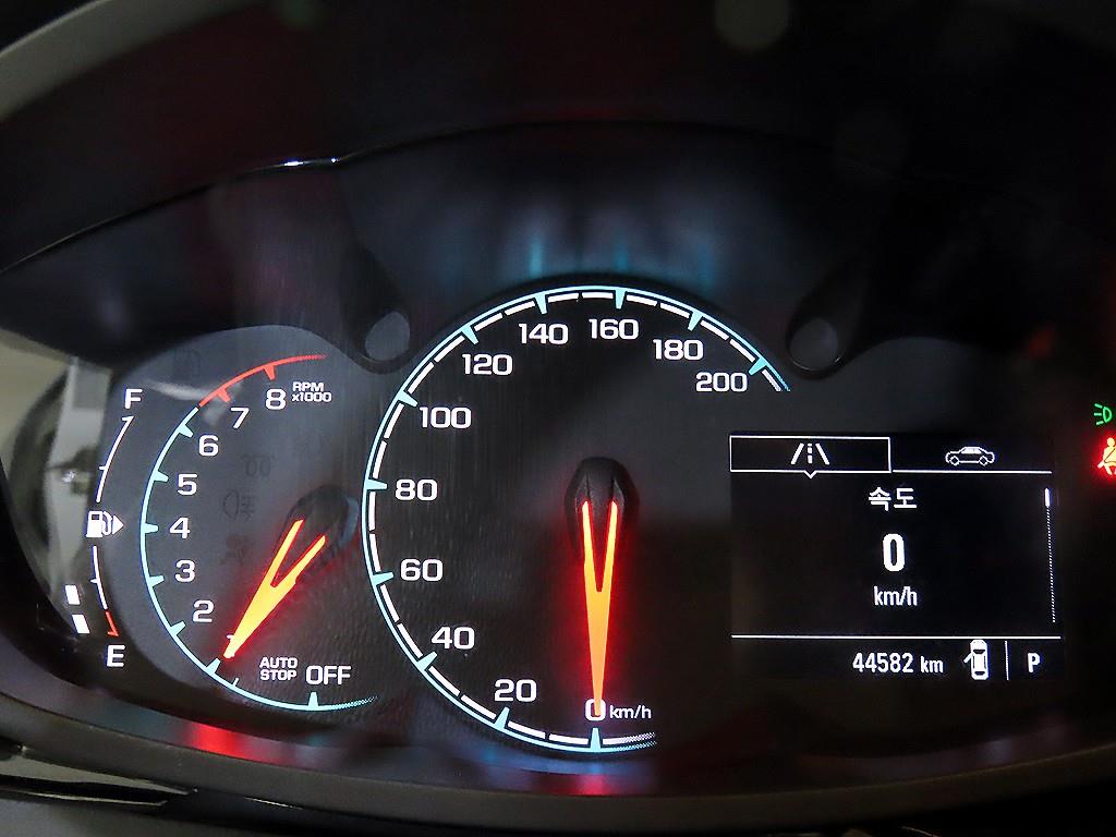 Chevrolet Spark Premier 10