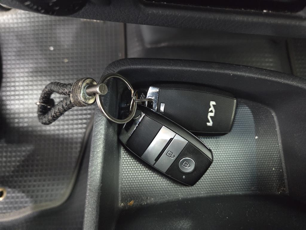 기아 봉고3 1톤 저상탑 전기 12