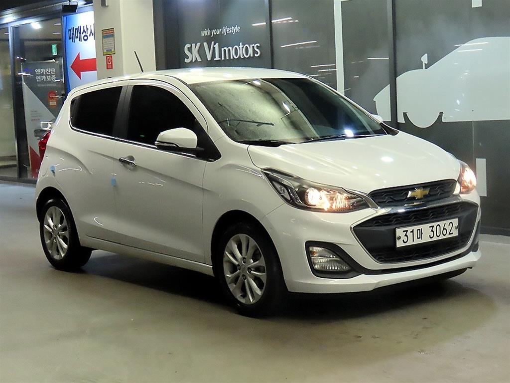 Chevrolet Spark Premier 2