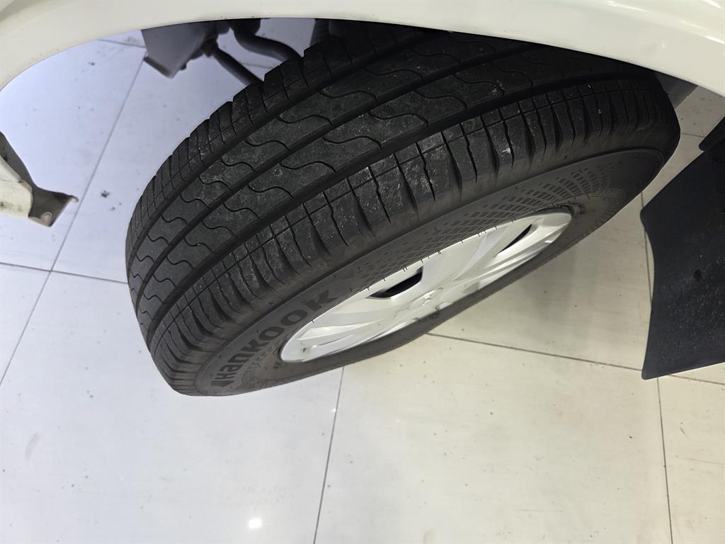 기아 봉고3 1톤 저상탑 전기 18