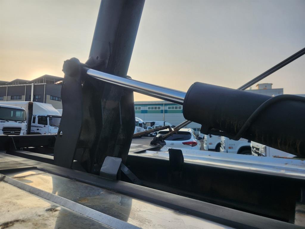 현대 엑시언트 암롤 24톤 오토 10