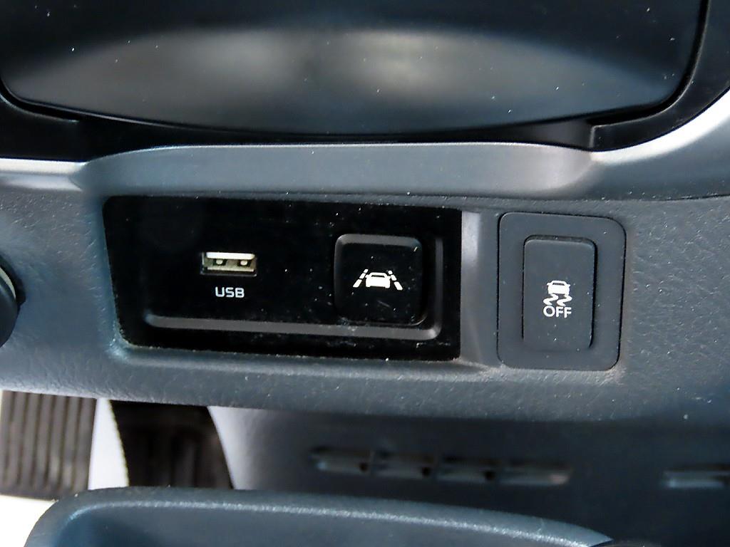 기아 봉고3 1톤 냉동탑 LPG 11