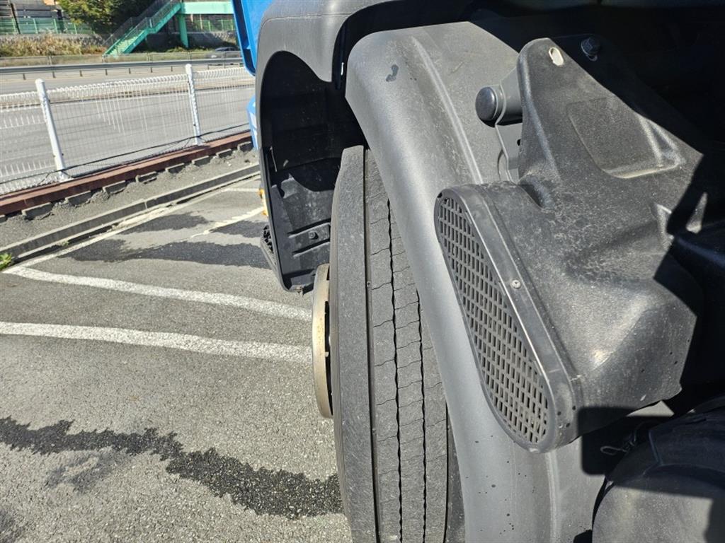 볼보 FE 윙바디 10톤 오토 6