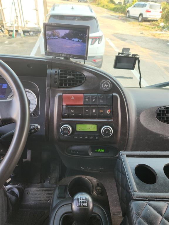 현대 메가트럭 단바리 익스하이탑 4.5톤 수동 8