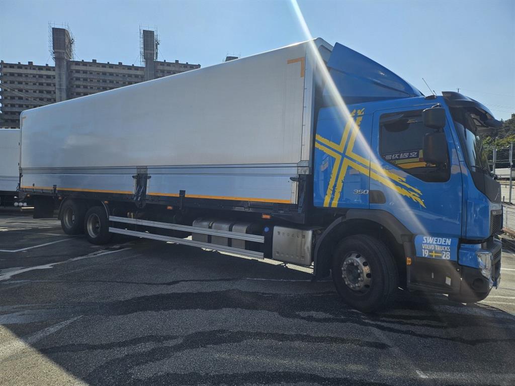 볼보 FE 윙바디 10톤 오토 2