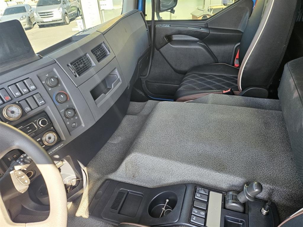 볼보 FE 윙바디 10톤 오토 11