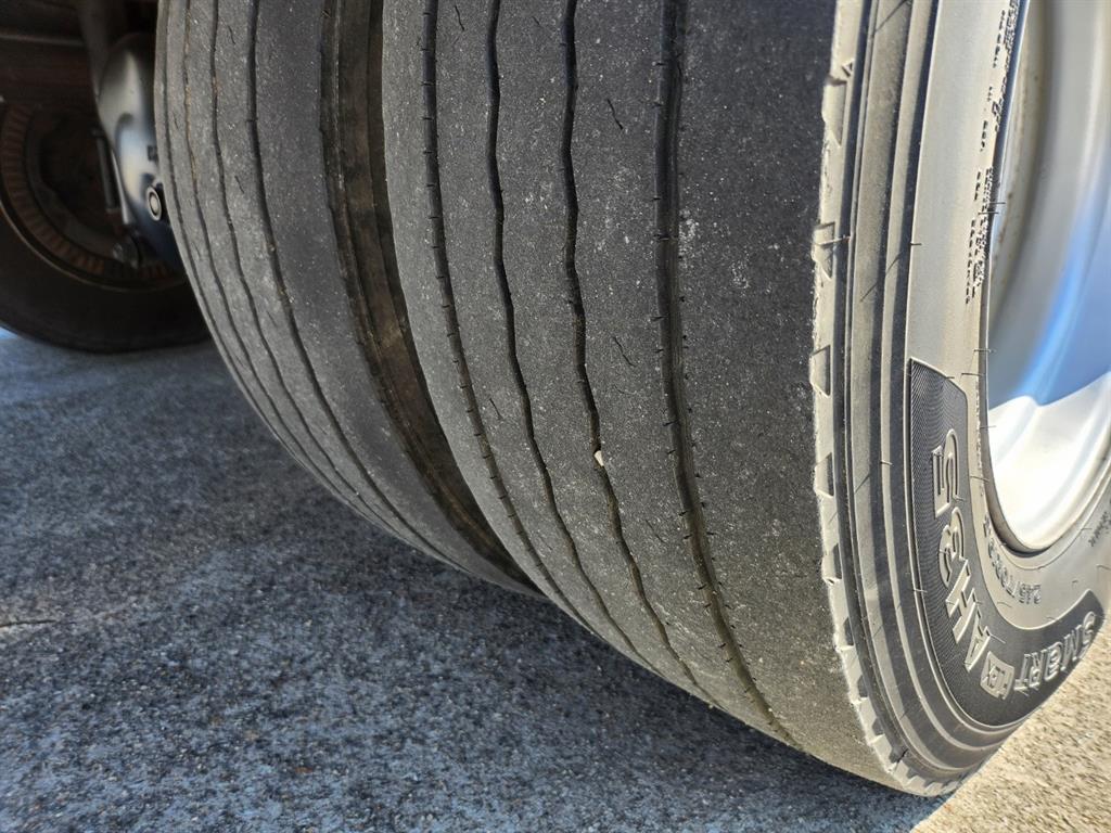 현대 메가트럭 집게차 4.5톤 수동 한국상용트럭 14