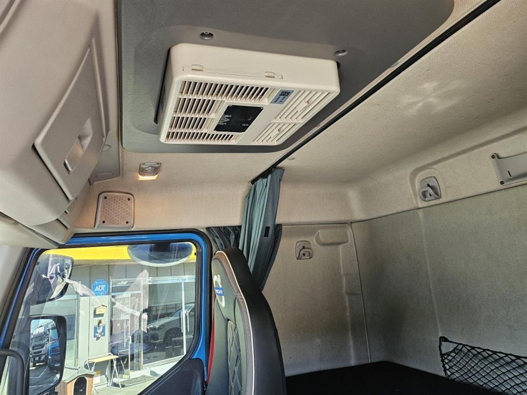 볼보 FE 윙바디 10톤 오토 10