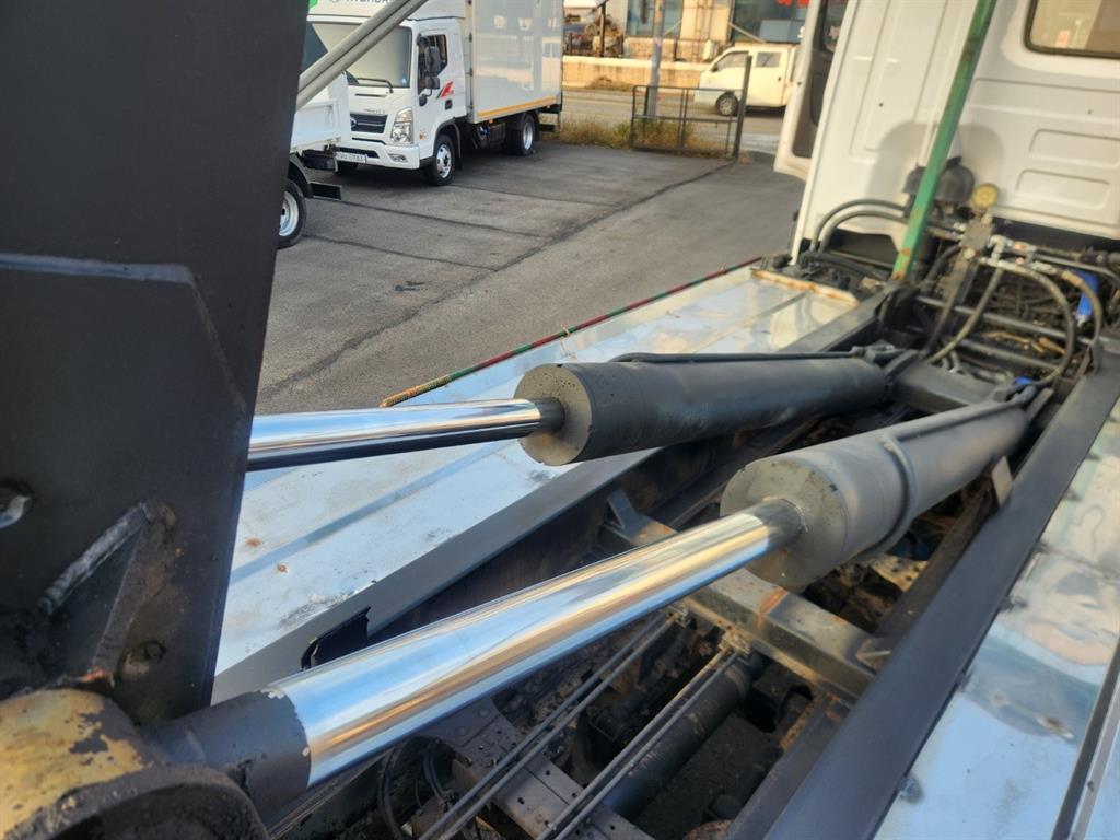 현대 엑시언트 암롤 24톤 오토 13