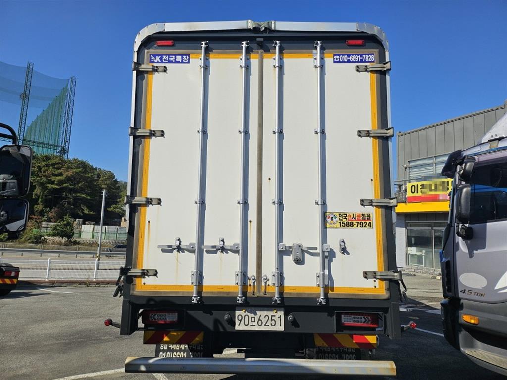 볼보 FE 윙바디 10톤 오토 4